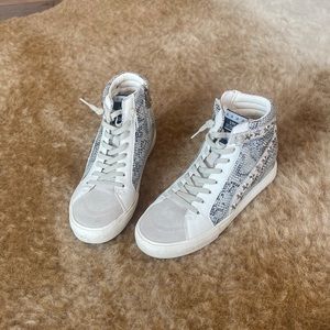 vintage havana high top sneakers with heal.